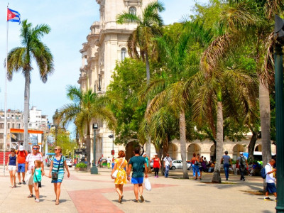 På en cykelreise til Cuba ser du blandt andet smukke Havana